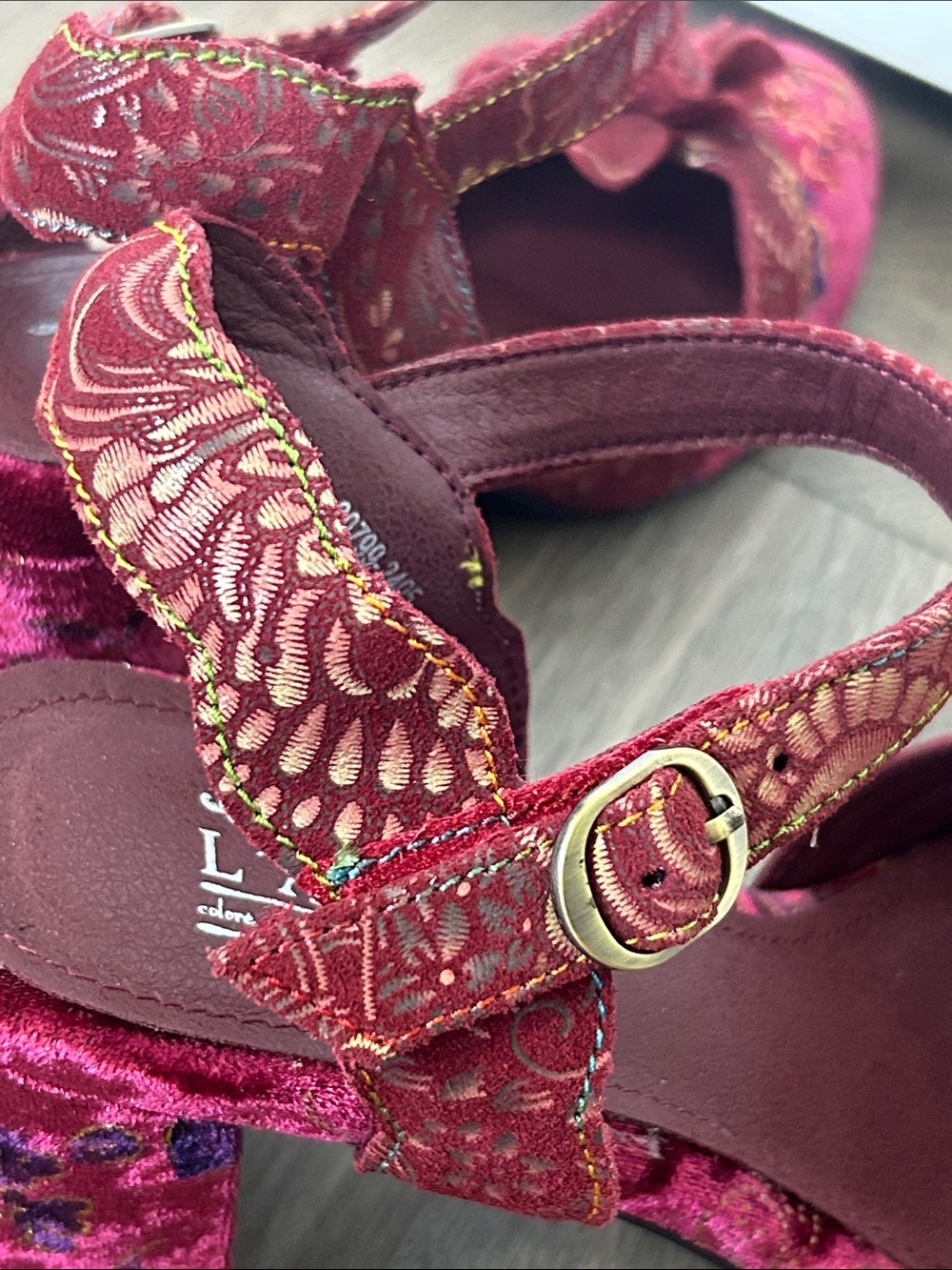 L'ATISTE Burgundy Floral Velvet Ankle-Strap Heels - Picture 10 of 11